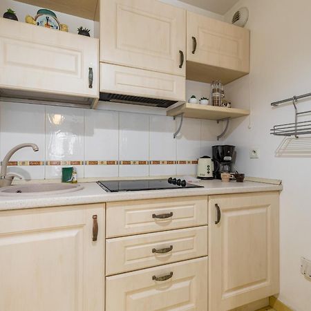 Nice 1 Bedroom Downtown Carre D'Or With Garage Екстер'єр фото