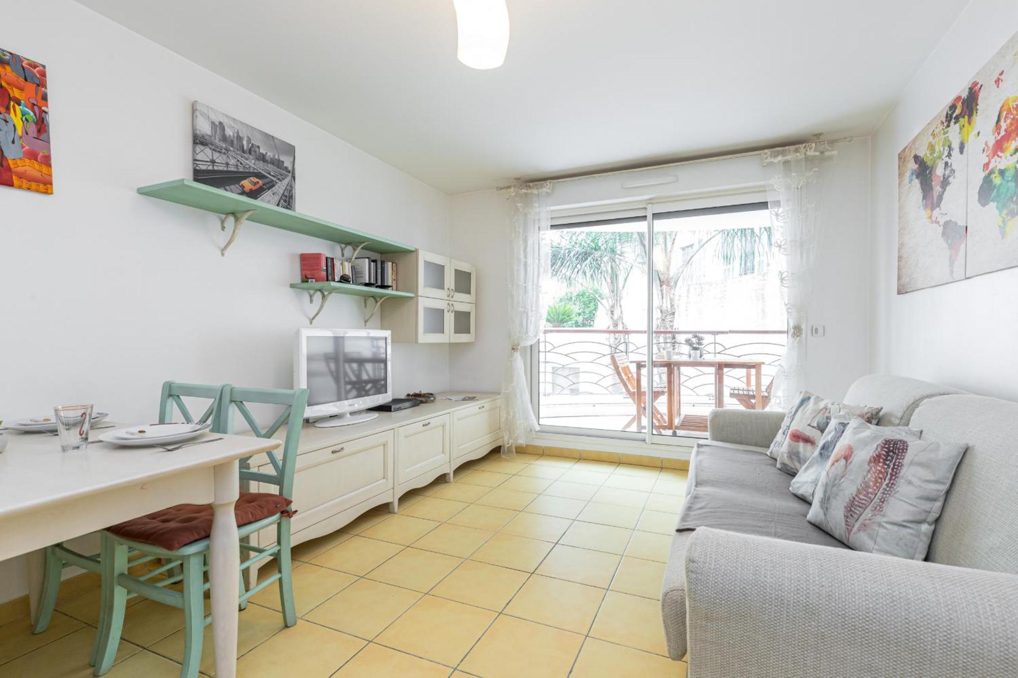 Nice 1 Bedroom Downtown Carre D'Or With Garage Екстер'єр фото