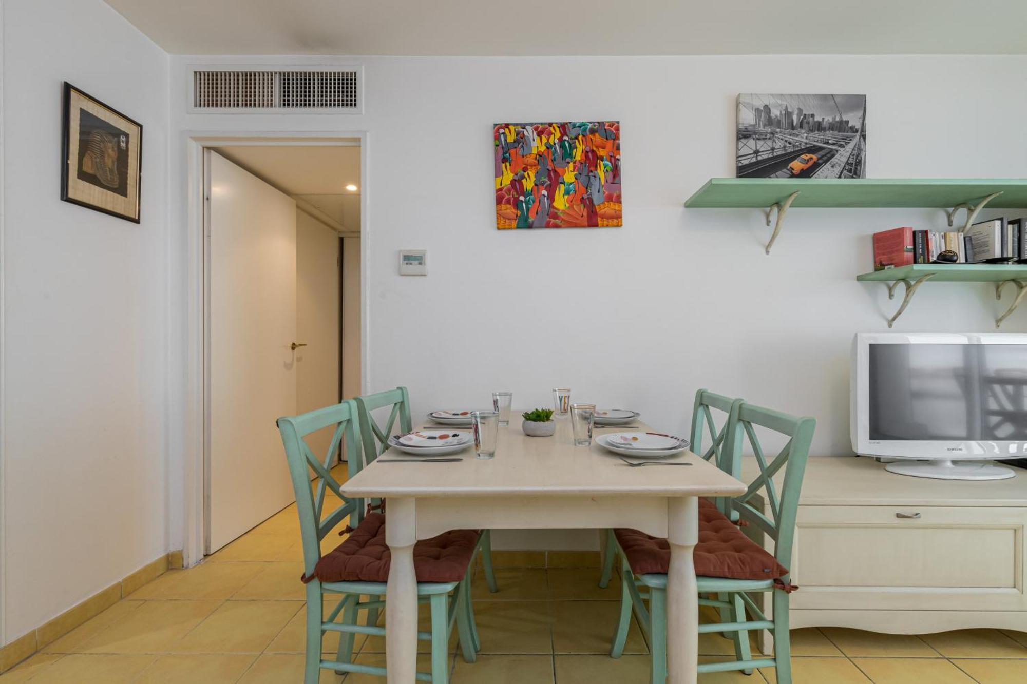 Nice 1 Bedroom Downtown Carre D'Or With Garage Екстер'єр фото